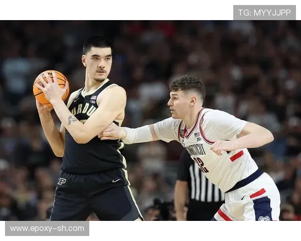 NCAA季前赛:淡厚然表现出色但西雅图大学惜败犹他州立大学 NCAA季前赛:淡厚然表现出色但西雅图大学惜败犹他州立大学
