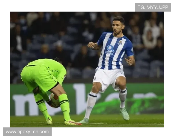 萨里谈亚特兰大战前景不确定扎卡尼出场成疑塔瓦雷斯难担中路核心 萨里谈亚特兰大战前景不确定扎卡尼出场成疑塔瓦雷斯难担中路核心